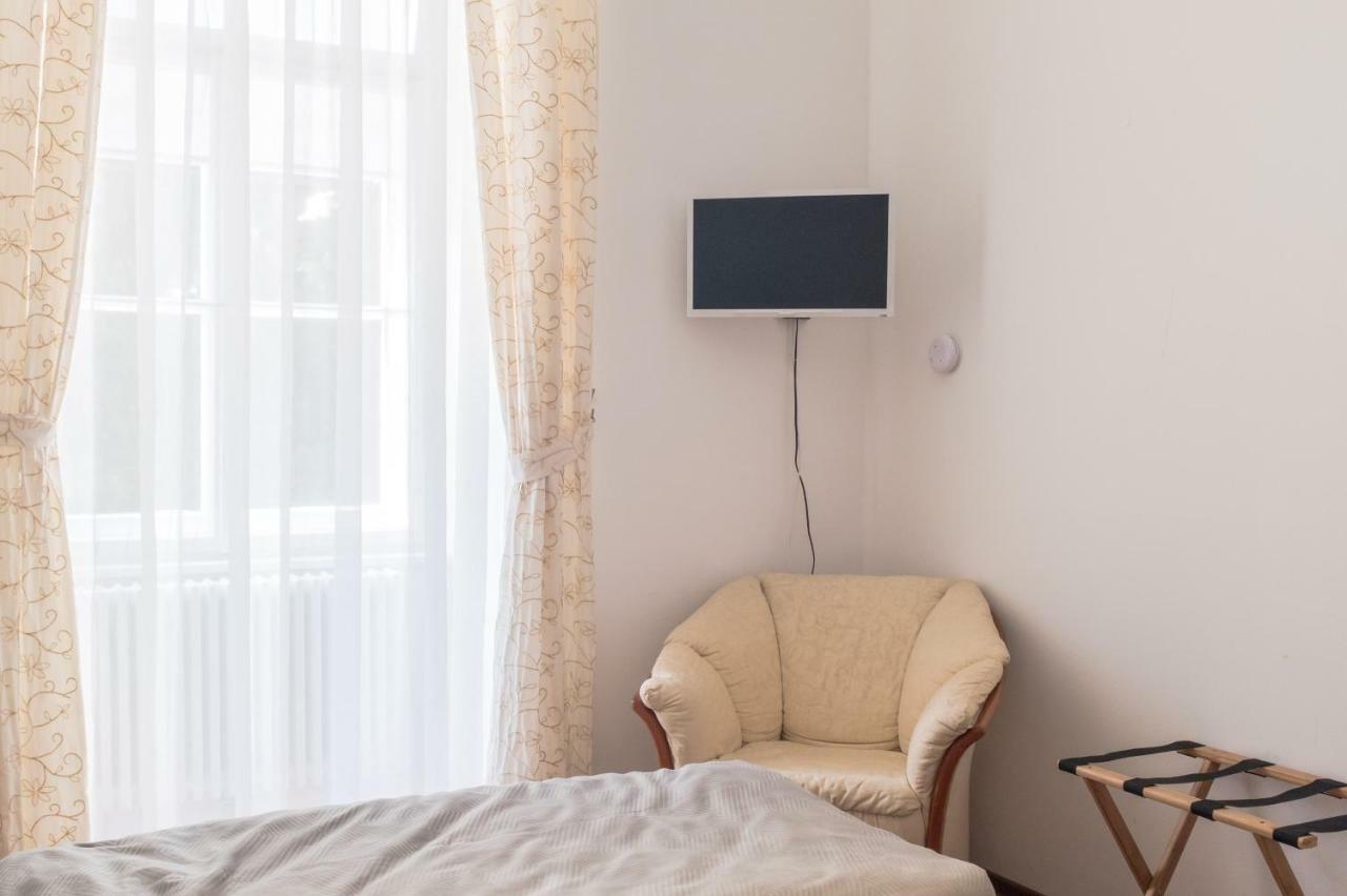 Spacious Old Town Luxury Apartment Linz Exterior photo